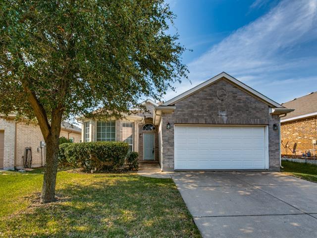 6357 Redeagle Creek Dr in Fort Worth, TX - Building Photo