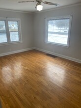 529 E Broad St in Linden, MI - Foto de edificio - Building Photo