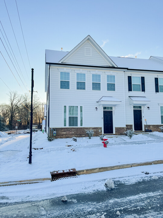 5001 Patton Dr in Gastonia, NC - Building Photo