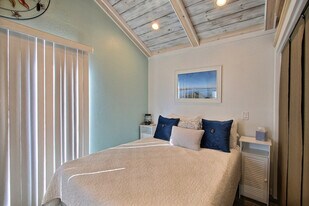 56821 North Carolina Hwy 12 in Hatteras, NC - Building Photo