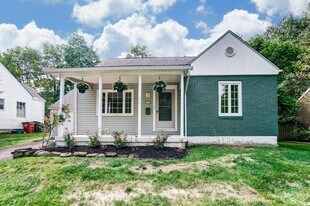 117 Sharon Springs Dr in Worthington, OH - Building Photo