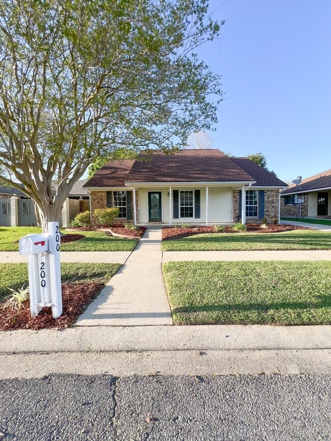 property at 200 Turtle Creek Dr