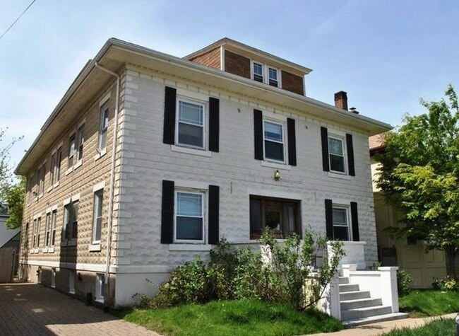 property at 23 Bedlow Ave