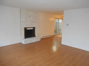 1120 SE 45th Ave in Portland, OR - Building Photo - Building Photo