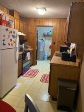 218 Redbud Ln, Unit B in New Braunfels, TX - Foto de edificio - Building Photo