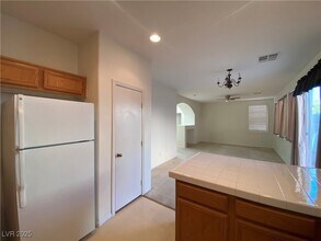 1850 Bayhurst Ave in North Las Vegas, NV - Building Photo - Building Photo