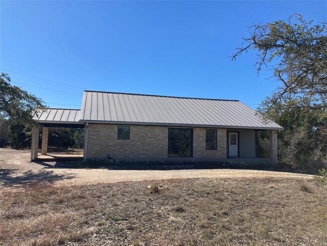 7409 McGregor Ln in Dripping Springs, TX - Building Photo - Building Photo