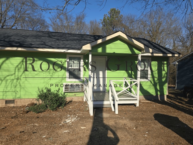 412-414-414 Ridley St