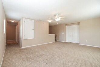 11128 Rising Mist Blvd in Riverview, FL - Building Photo - Building Photo