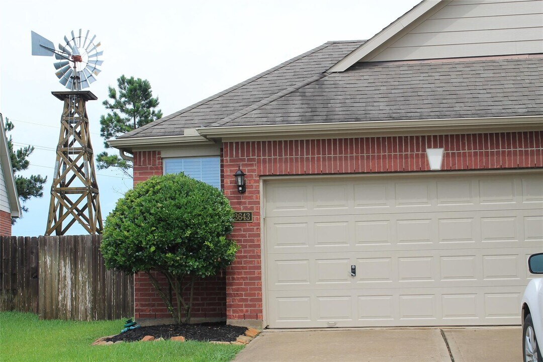 3643 Rocky Ledge Ln in Katy, TX - Foto de edificio