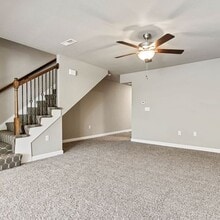 Live at Traditions in Belton, MO - Foto de edificio - Building Photo