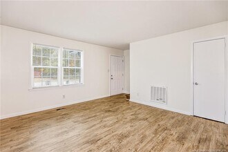 816 Pilot Ave in Fayetteville, NC - Building Photo - Building Photo