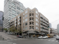 Market Court in Seattle, WA - Foto de edificio - Building Photo