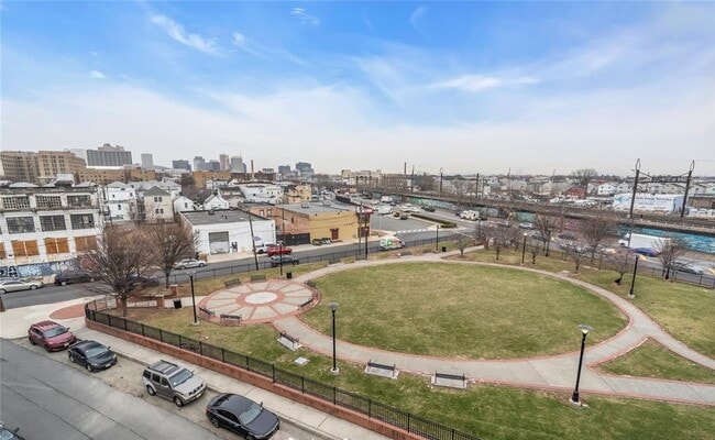 30 Austin St in Newark, NJ - Building Photo - Building Photo