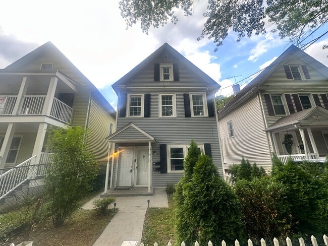 347 Shelton Ave in New Haven, CT - Building Photo - Building Photo