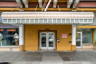 Shattuck Apartments in Berkeley, CA - Building Photo - Interior Photo