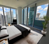 888 Biscayne Blvd, Unit 4001 in Miami, FL - Foto de edificio - Building Photo