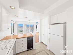 361 Shoemaker Ln in Solana Beach, CA - Building Photo - Building Photo