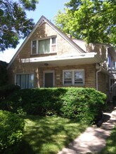 10118 W Montana Ave in West Allis, WI - Building Photo - Building Photo