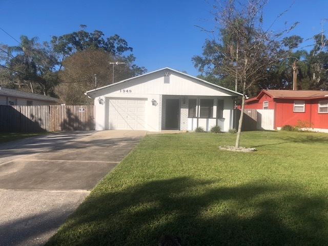 1949 Ezelle Ave in Largo, FL - Building Photo - Building Photo