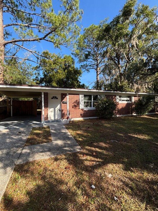 6617 Bo Peep Dr N in Jacksonville, FL - Building Photo