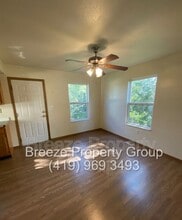 906 E Bancroft St in Toledo, OH - Building Photo - Building Photo