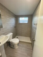 619 SW 7th Ave in Miami, FL - Building Photo - Building Photo