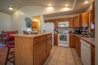 807 Nebula St in Livingston, MT - Building Photo - Building Photo