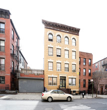 637 Henry St in Brooklyn, NY - Building Photo - Building Photo