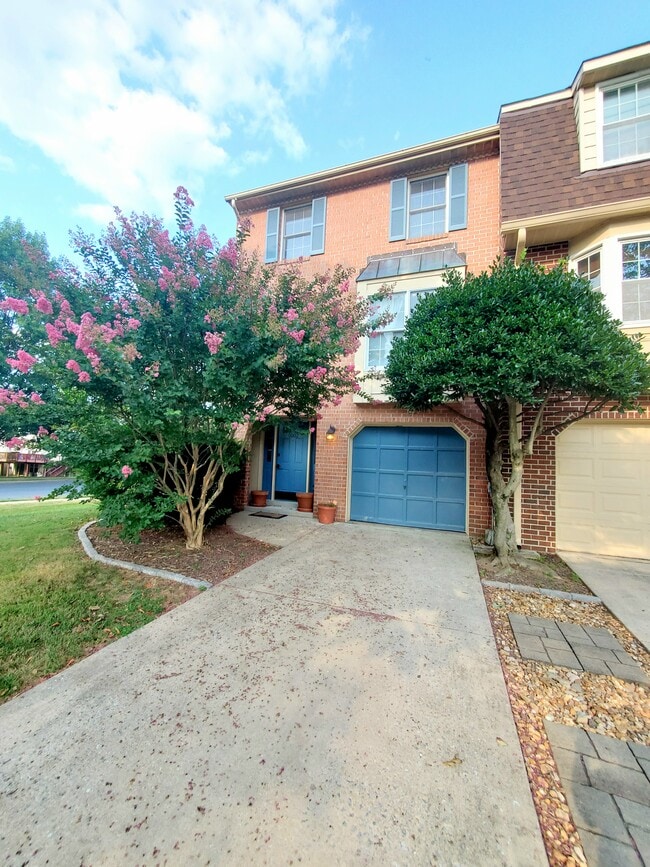 property at 8002 Broken Reed Ct