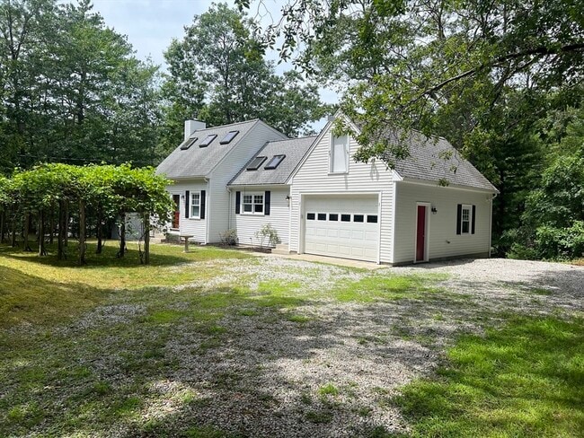 property at 22 Warren Ln