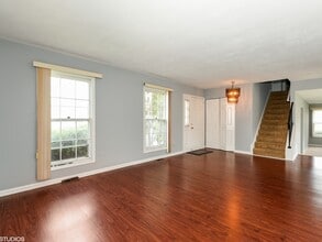 1312 Darlington Ct in Hoffman Estates, IL - Foto de edificio - Building Photo