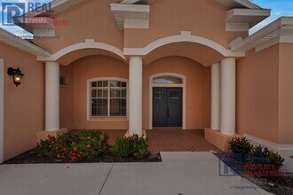 652 Planters Manor Way in Bradenton, FL - Building Photo - Building Photo