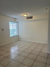 1733 Village Blvd in West Palm Beach, FL - Building Photo - Building Photo