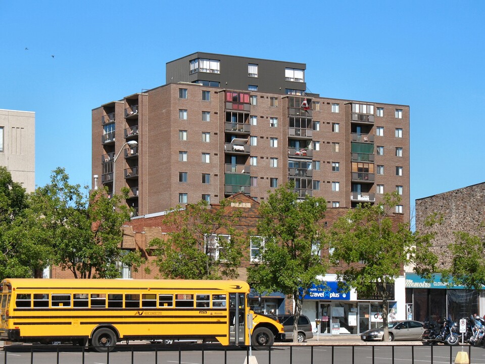 Campbell Place Apartments in Sault Ste Marie, ON - Building Photo