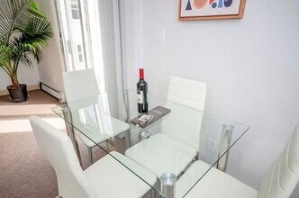 243 Princeton St in Boston, MA - Foto de edificio - Building Photo