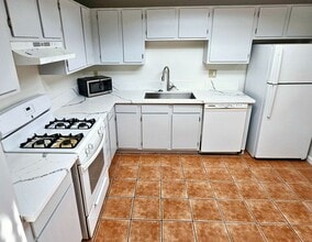 73627 Raymond Way in Twentynine Palms, CA - Building Photo - Building Photo