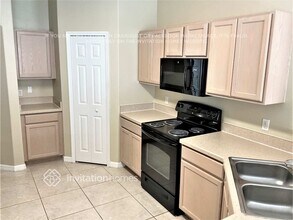 2433 Glasbern Cir in Melbourne, FL - Building Photo - Building Photo
