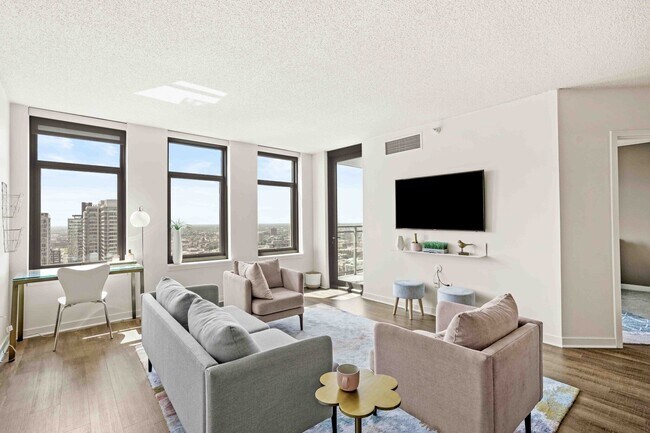 property at 575 W Kinzie St