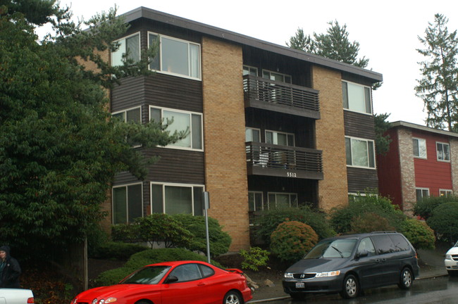 Cowen Park Apartments in Seattle, WA - Building Photo - Building Photo