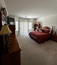 39830 Somerset Ave in Palm Desert, CA - Foto de edificio - Building Photo