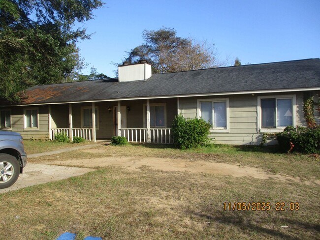 property at 162 Pelham Dr