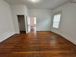 1111 Monroe St in Wichita Falls, TX - Building Photo - Building Photo