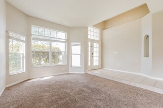 3337 Bellingham Dr in Orlando, FL - Building Photo - Building Photo