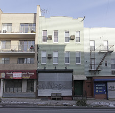 159 Greenpoint Ave in Brooklyn, NY - Building Photo - Building Photo