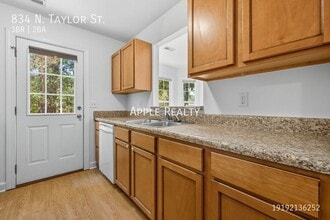 834 N Taylor St in Wake Forest, NC - Building Photo - Building Photo