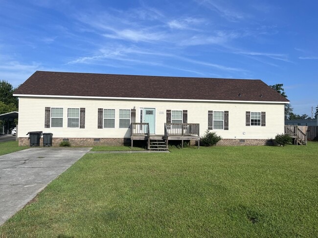 property at 1126 Haw Branch Rd