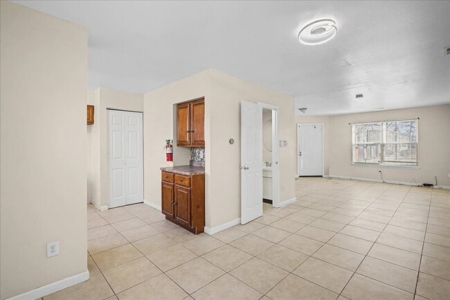 511 S 6th St in Camden, NJ - Building Photo - Building Photo