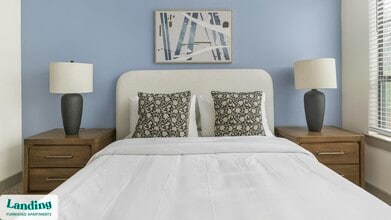 21201 Emerald Mist Pkwy, Unit 327 in Spring, TX - Building Photo - Building Photo