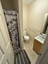 827 Main St in Amherst, MA - Building Photo - Building Photo